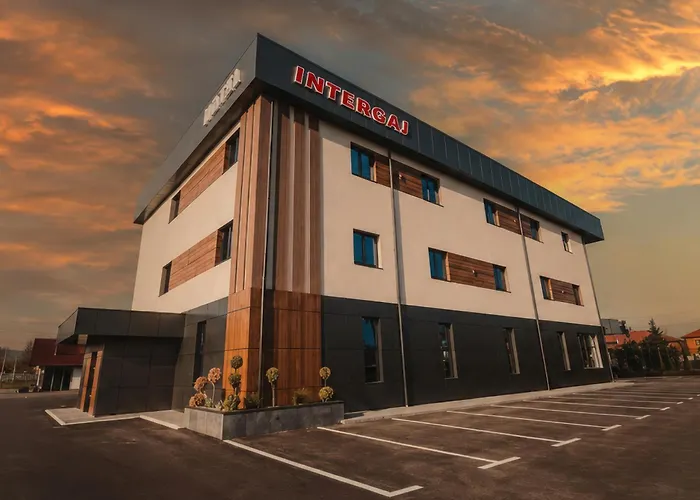 Semberski Salas Intergaj Hotel